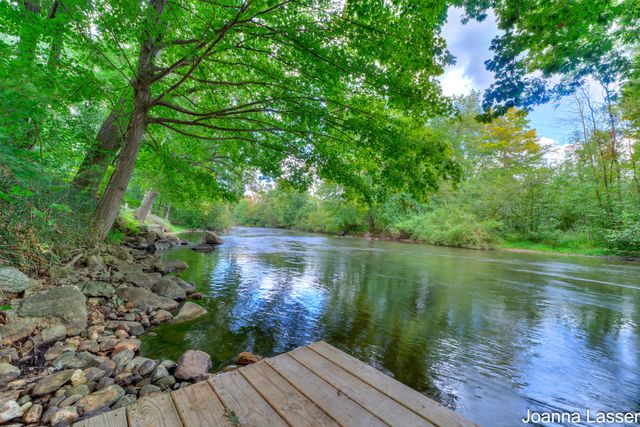 3944 S Brenlor Drive, Hesperia Vlg, MI 49421