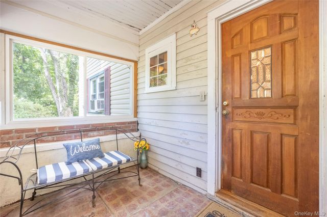 138 Ohioville Road S, New Paltz, NY 12561