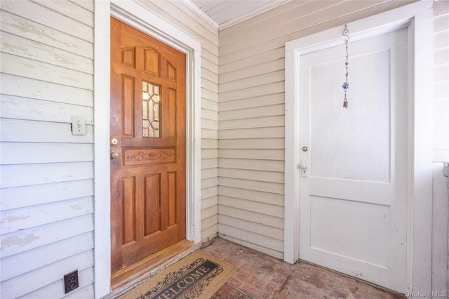 138 Ohioville Road S, New Paltz, NY 12561