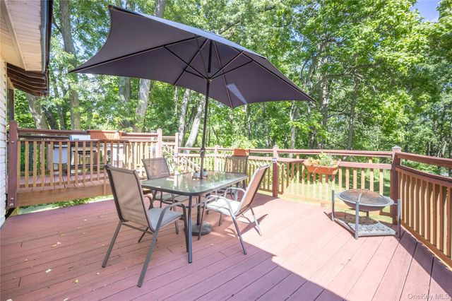 138 Ohioville Road S, New Paltz, NY 12561