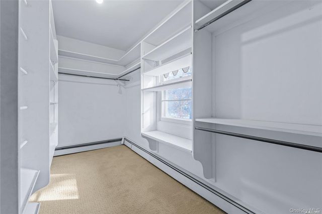 75 Hicks Lane, Great Neck, NY 11024