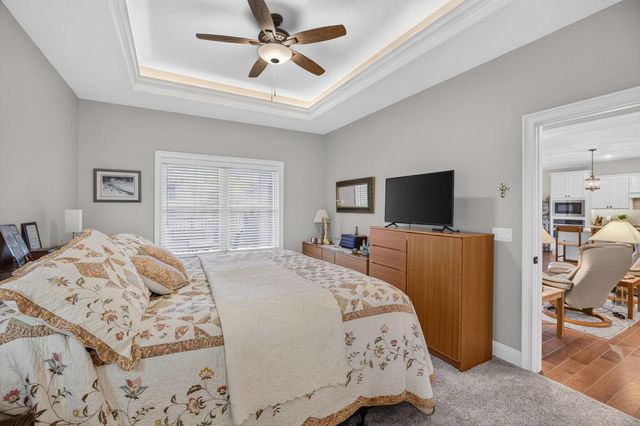 5843 Danielle Drive, Bettendorf, IA 52722