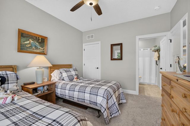 5843 Danielle Drive, Bettendorf, IA 52722