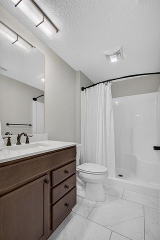 5843 Danielle Drive, Bettendorf, IA 52722
