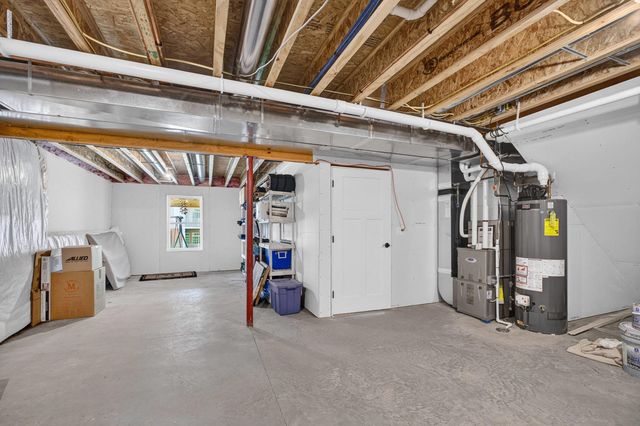 5843 Danielle Drive, Bettendorf, IA 52722