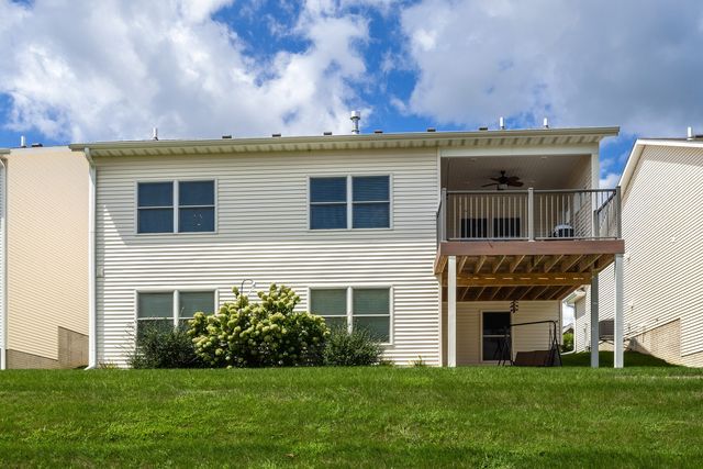5843 Danielle Drive, Bettendorf, IA 52722