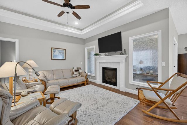 5843 Danielle Drive, Bettendorf, IA 52722