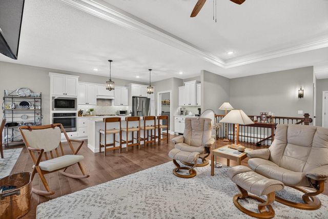5843 Danielle Drive, Bettendorf, IA 52722