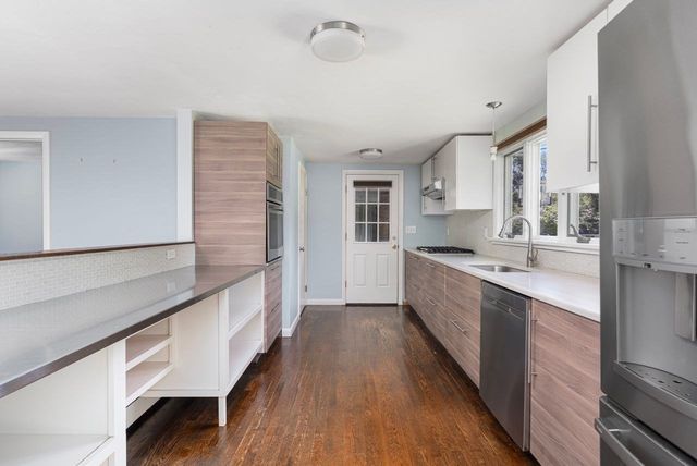 255 251 John Dyer Road, Little Compton, RI 02837