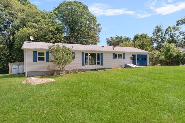 255 251 John Dyer Road, Little Compton, RI 02837