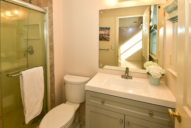 7 Barrington Drive APT C, Wethersfield, CT 06109