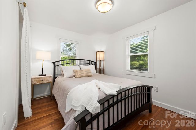 121 Sugar Cove Road, Weaverville, NC 28787