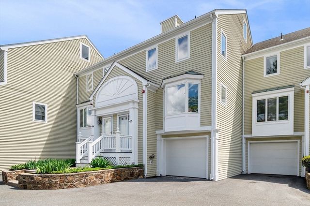 45 Abington Rd 45, Danvers, MA 01923