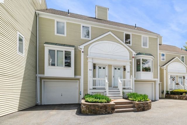 45 Abington Rd 45, Danvers, MA 01923