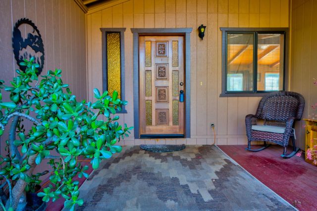 21220 Oakwood Ln, Foresthill, CA 95631