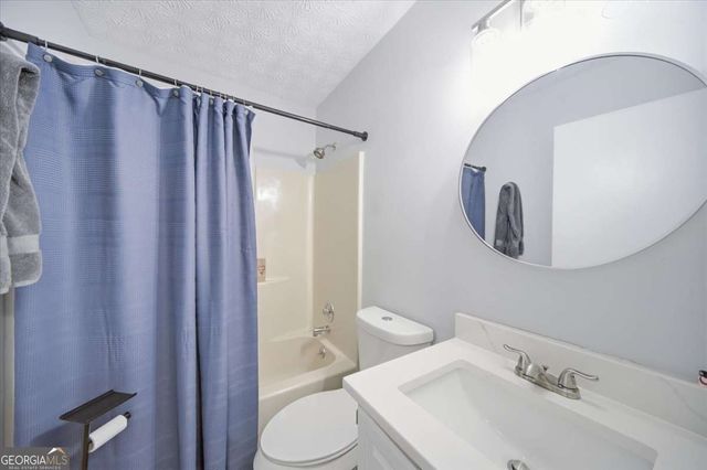 2660 Green Meadow Lane NE, Marietta, GA 30066