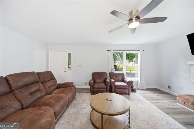 2660 Green Meadow Lane NE, Marietta, GA 30066