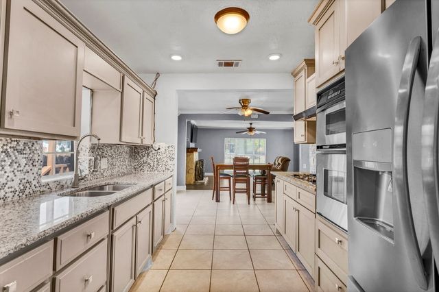 1416 N Cleveland Avenue, Sherman, TX 75090