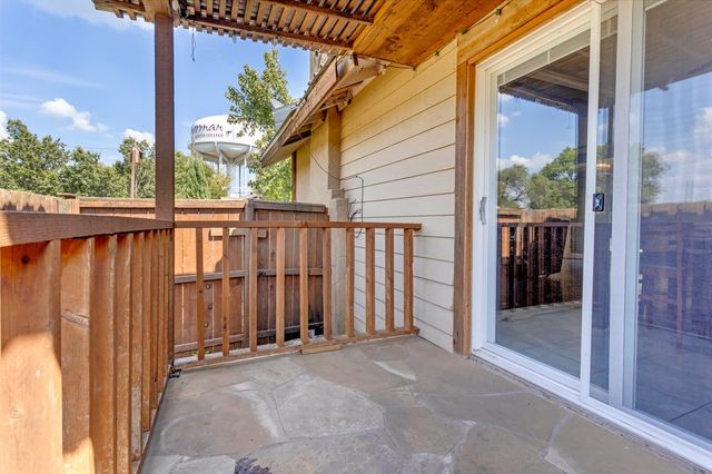 1416 N Cleveland Avenue, Sherman, TX 75090