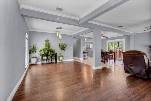 1416 N Cleveland Avenue, Sherman, TX 75090