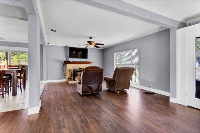 1416 N Cleveland Avenue, Sherman, TX 75090