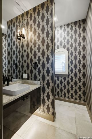 42 Via Aragon, San Antonio, TX 78257