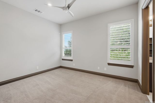 42 Via Aragon, San Antonio, TX 78257