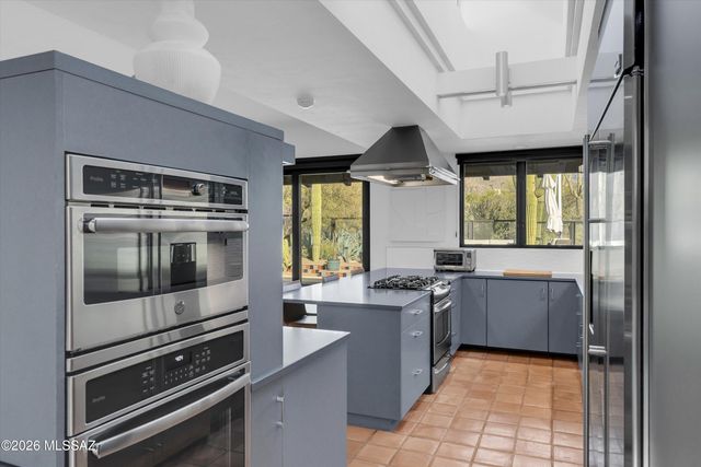 7901 N Sendero De Juana, Tucson, AZ 85718