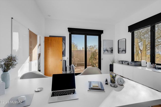 7901 N Sendero De Juana, Tucson, AZ 85718