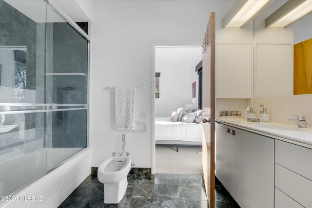 7901 N Sendero De Juana, Tucson, AZ 85718