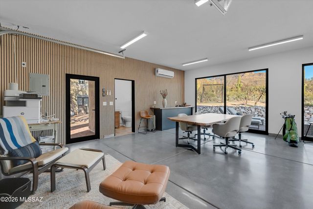 7901 N Sendero De Juana, Tucson, AZ 85718