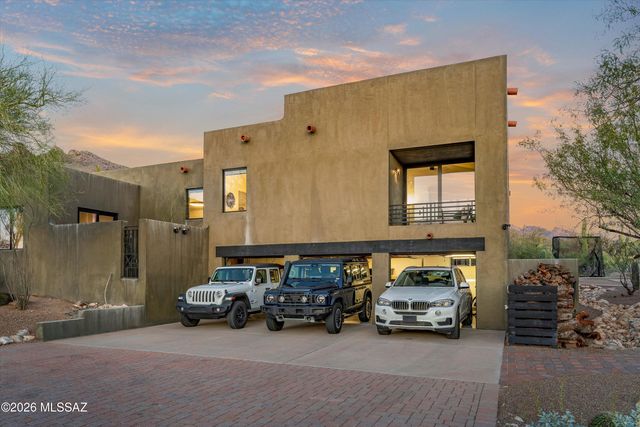 7901 N Sendero De Juana, Tucson, AZ 85718