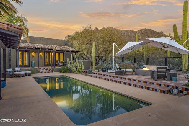 7901 N Sendero De Juana, Tucson, AZ 85718