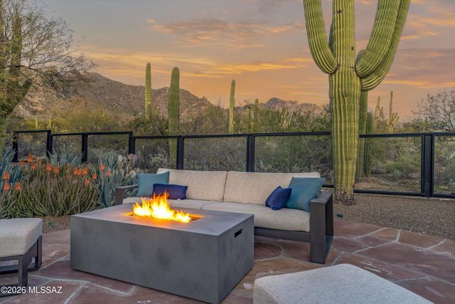 7901 N Sendero De Juana, Tucson, AZ 85718