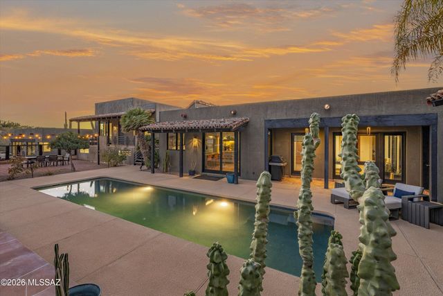 7901 N Sendero De Juana, Tucson, AZ 85718