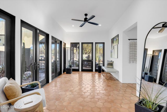 7901 N Sendero De Juana, Tucson, AZ 85718