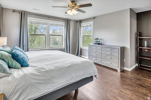 4212 W LAKE BRIDGE DR, South Jordan, UT 84095