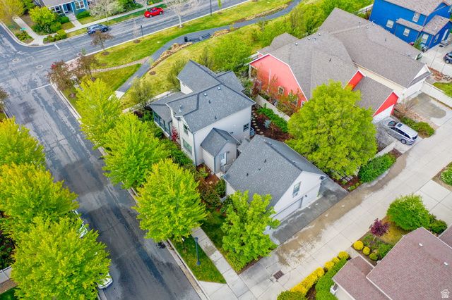 4212 W LAKE BRIDGE DR, South Jordan, UT 84095