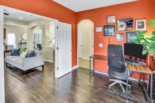 4212 W LAKE BRIDGE DR, South Jordan, UT 84095