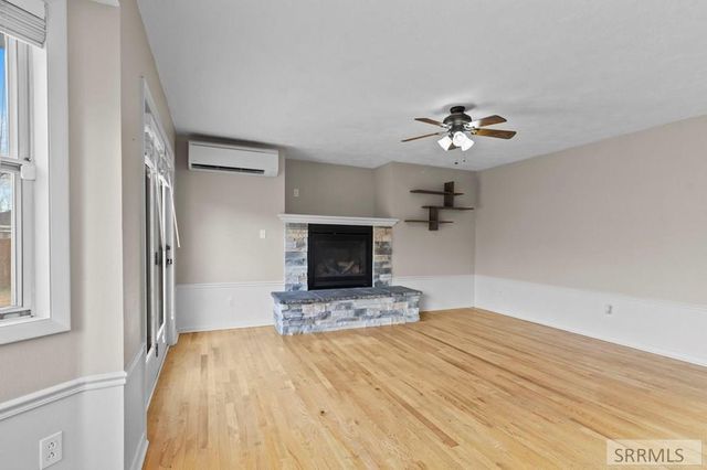 2401 Hoopes Ave, Idaho Falls, ID 83404