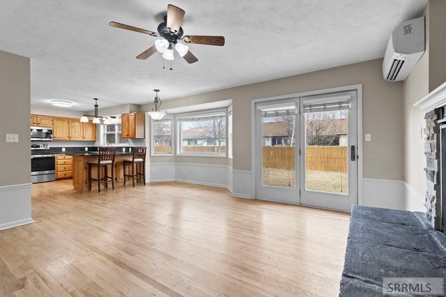 2401 Hoopes Ave, Idaho Falls, ID 83404