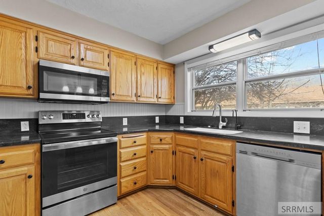 2401 Hoopes Ave, Idaho Falls, ID 83404