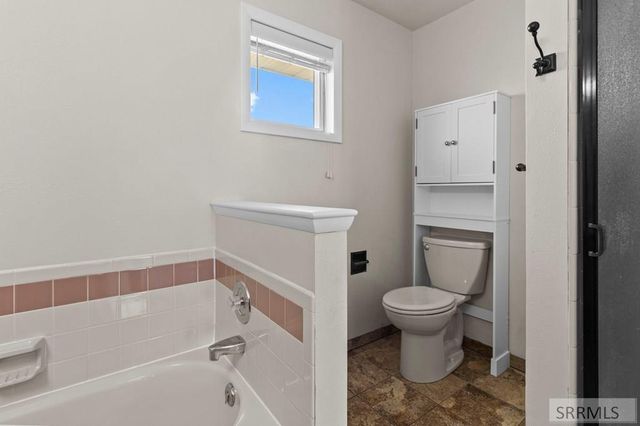 2401 Hoopes Ave, Idaho Falls, ID 83404