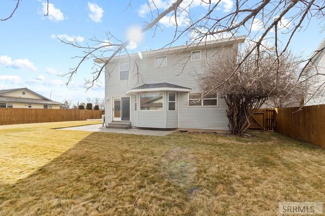 2401 Hoopes Ave, Idaho Falls, ID 83404