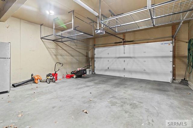 2401 Hoopes Ave, Idaho Falls, ID 83404