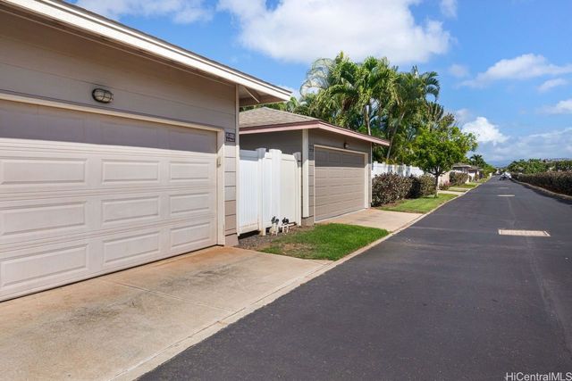 91-1085 Kai Weke Street, Ewa Beach, HI 96706