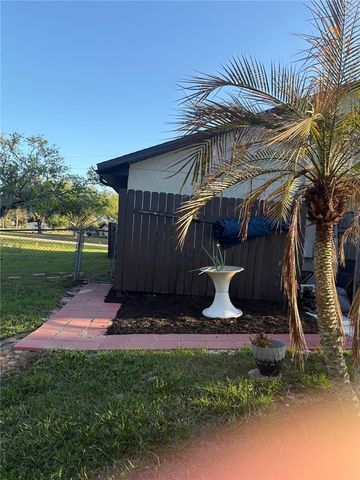 31639 STIRRUP LANE, Wesley Chapel, FL 33543