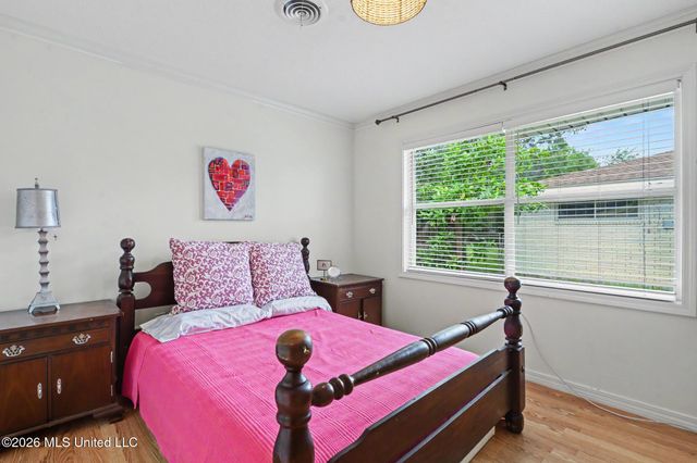 506 Esplanade Avenue, Bay Saint Louis, MS 39520
