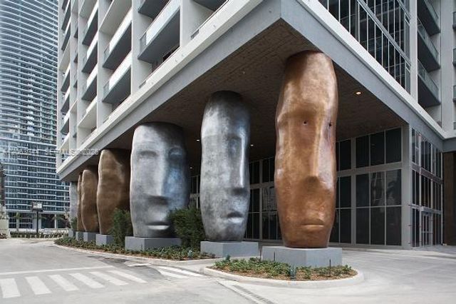 475 BRICKELL AVE 4909, Miami, FL 33131