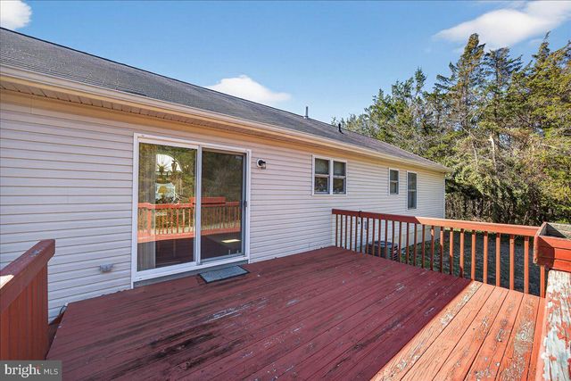 8 MEADOWS EDGE DR, Cape May Court House, NJ 08210